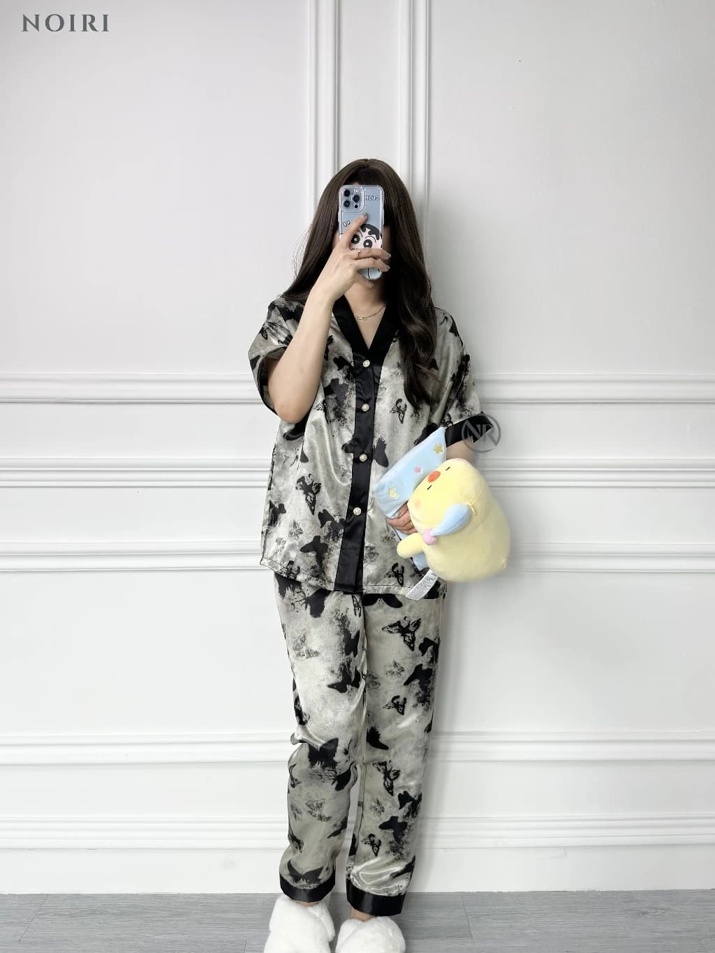 NOIRI - Piyama Wanita Set Satin Lengan Pendek Celana Panjang Bahan Satin Premium Baju Tidur Setelan Bermotif Pajamas Korean Style